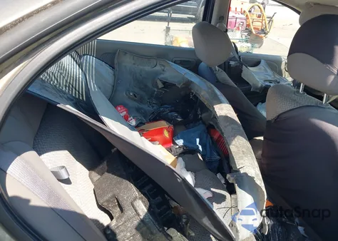 2002 Dodge Neon из США, поврежденный, VIN 1B3ES26C02D570672